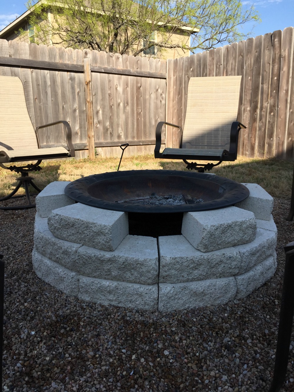 Fire Pit Ideas - Plus Our Own DIY Fire Pit Reveal | Mom ...