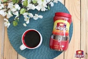 Are your mornings stressful, rushed, hectic and just over-all not very enjoyable? Maybe you groan when the alarm clock goes off, not because you had a bad night of sleep, but because you dread what the morning holds. What if you could start off every day dedicated to self-care and kicking off your morning on the right foot?