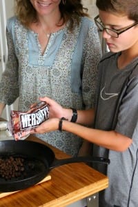 With only four ingredients and a few minutes of your time, you can whip up this S'mores dip recipe that will put a smile on everyone's face.