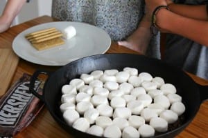 With only four ingredients and a few minutes of your time, you can whip up this S'mores dip recipe that will put a smile on everyone's face.
