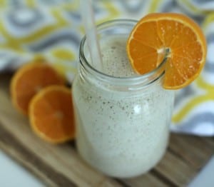 The Sunrise Smoothie recipe only has four easy-to-find ingredients, it takes about a minute to whip up and it’s so full of flavor that it will be both adult and kid-pleasing.