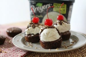 From Birthday parties and get-togethers with friends, to just because moments, these Brownie Sundae Cupcakes are sure to be a big hit. Plus, they are super easy to make! From Birthday parties and get-togethers with friends, to just because moments, these Brownie Sundae Cupcakes are sure to be a big hit. Plus, they are super easy to make!