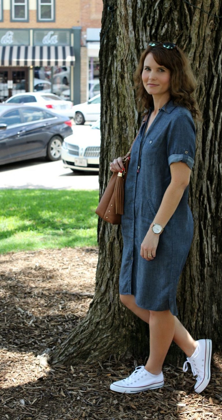 A white Converse outfit is both stylish and comfortable. You’ll be ready for traveling, running errands, taking the kids here, there and everywhere. Chuck Taylors will carry you through from spring to summer to fall. Check out all of the ones I put together for summer travel. A white Converse outfit is both stylish and comfortable. You’ll be ready for traveling, running errands, taking the kids here, there and everywhere. Chuck Taylors will carry you through from spring to summer to fall. Check out all of the ones I put together for summer travel.