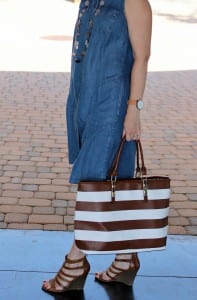 A versatile denim dress outfit that's perfect as your go-to summer dress. A versatile denim dress outfit that's perfect as your go-to summer dress.