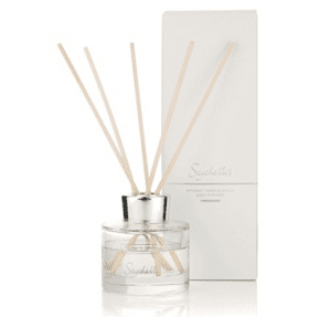 The Seychelles Collection from The White Company combines notes of fresh bergamot, bright orange and rich amber with warming notes of exotic coconut, vanilla and almond. Stylish living at its best. The Seychelles Collection from The White Company combines notes of fresh bergamot, bright orange and rich amber with warming notes of exotic coconut, vanilla and almond. Stylish living at its best.