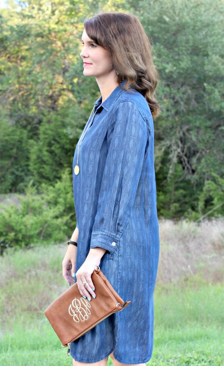 If you're on the hunt for effortless dresses for fall, I have just the one for you. This Indigo Geometric Print Dress from Foxcroft is an easy to wear dress that is all about style and comfort. If you're on the hunt for effortless dresses for fall, I have just the one for you. This Indigo Geometric Print Dress from Foxcroft is an easy to wear dress that is all about style and comfort.