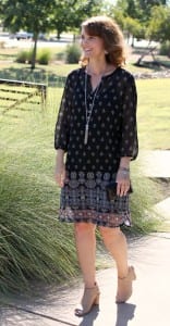 Outfit ideas for women: A pullover dress that's perfect for the summer to fall transition time. Pair it with ankle or peep toe booties and some accessories. Outfit ideas for women: A pullover dress that's perfect for the summer to fall transition time. Pair it with ankle or peep toe booties and some accessories.
