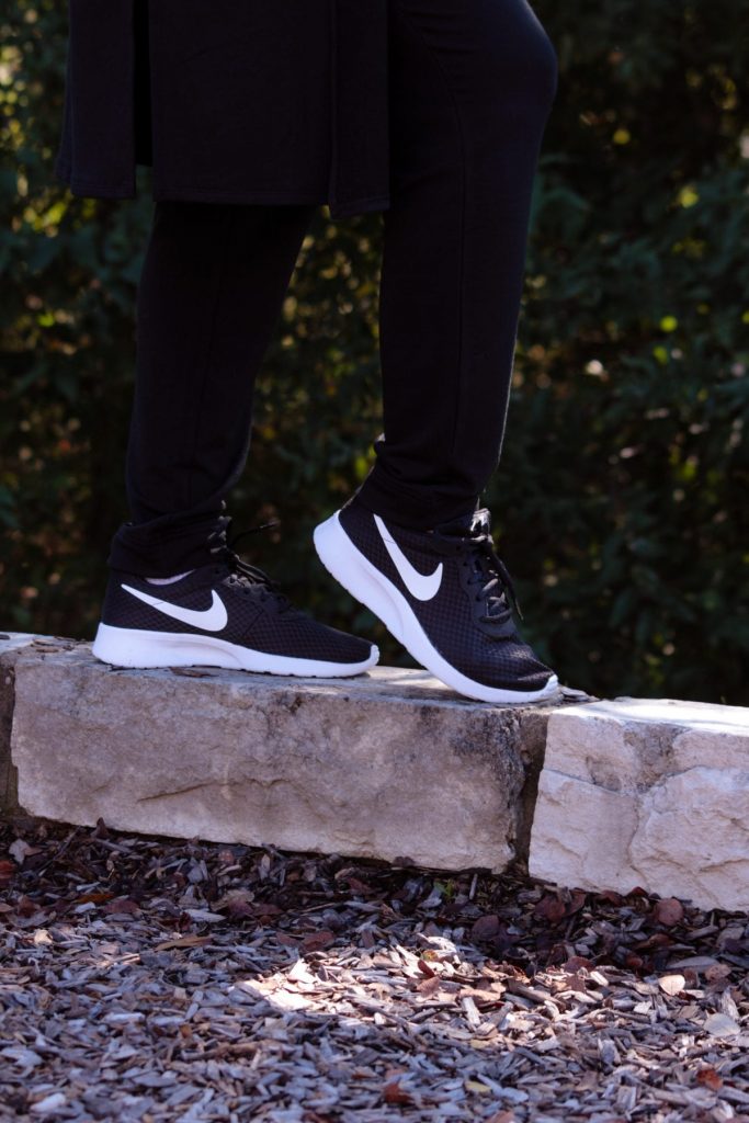 Women's fashion and outfit ideas from Mom Fabulous: The Nike Women's Tanjun sneaker is amazing! From the gym to out and about it's a stylish sneaker for every day wear.