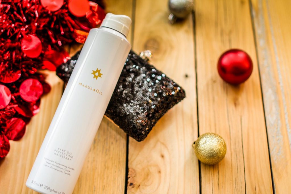 Are you looking for some of the best beauty products for the Holidays? These 5 products will help you look and feel your best for the party season.