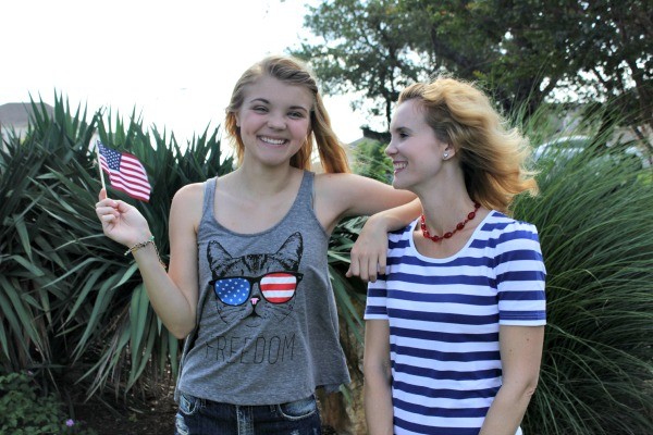 Outfit Ideas for July 4th, July 4th outfit ideas, cute outfit ideas for fourth of july, outfit ideas for teens, outfit ideas for moms