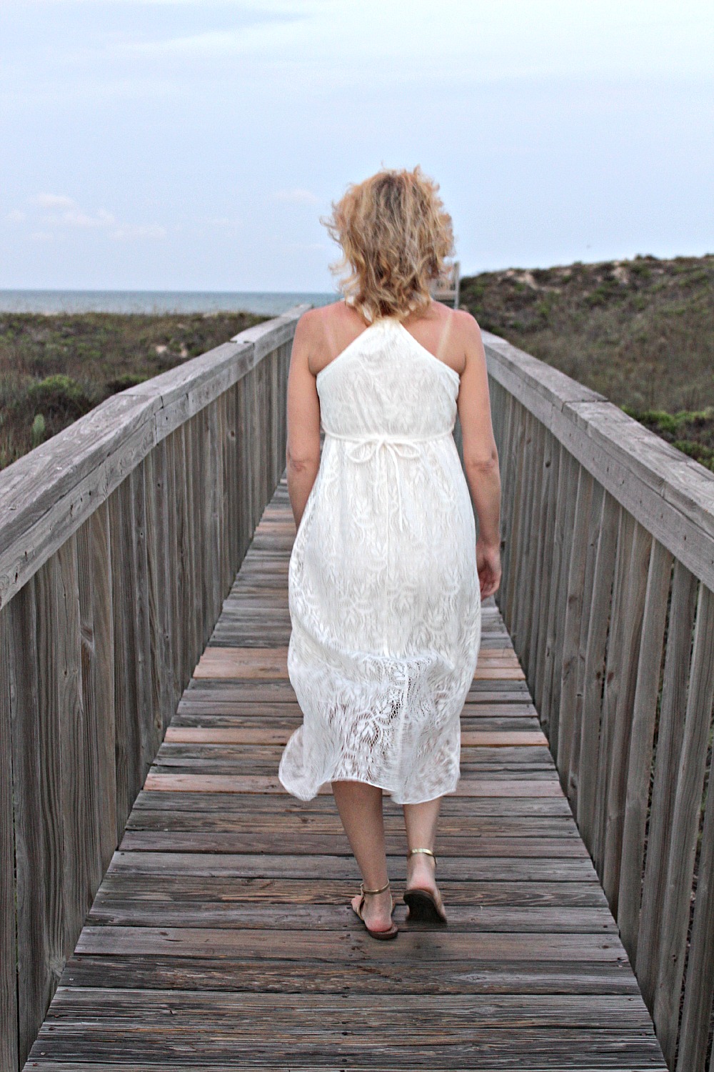 A Racer Back Lace Dress & The Beach | Mom Fabulous