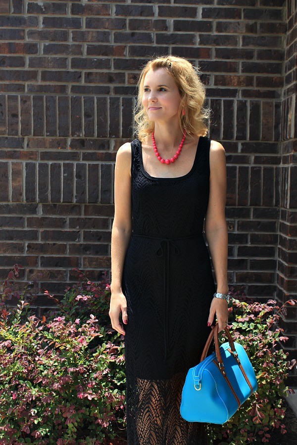 How to Wear a Maxi Dress in the Fall | Mom Fabulous