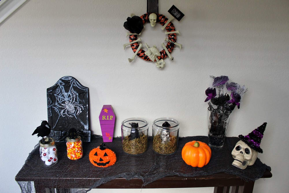 Easy Halloween Decorating Ideas Featuring Dollar Tree Items