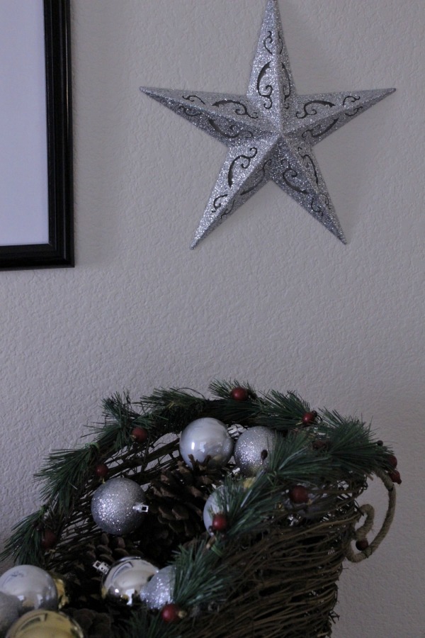 Dollar Tree Easy Christmas Decorating Ideas 14