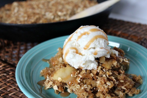 cast iron skillet recipes apple crisp 01