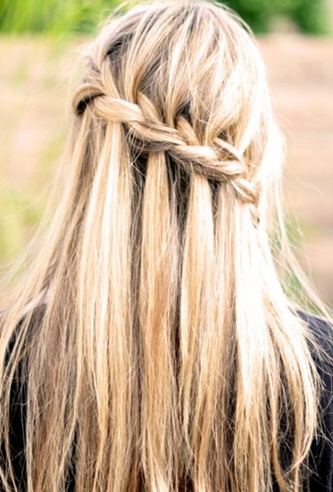 25 Gorgeous Half Up Half Down Hairstyles To Try Today