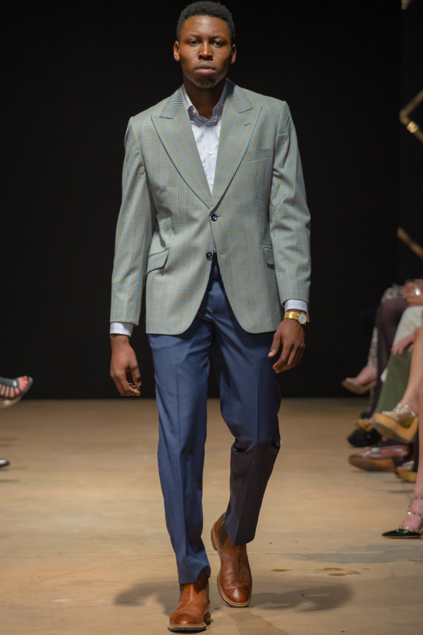 A model on the runway for Ross Bennett Austin Fashion Week 2015.