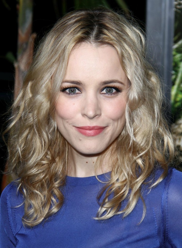 Best-Medium-Length-Hairstyles-24