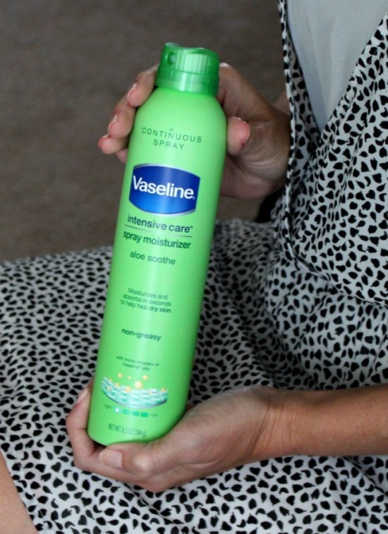 Vaseline Intensive Care Spray Moisturizer-01