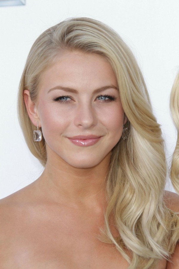 Julianne Hough Hair