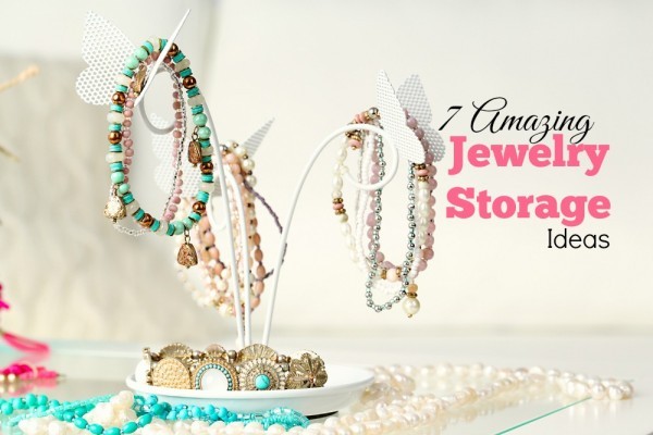 Are you tired of your jewelry and accessories being a constant mess? These 7 jewelry storage ideas will give you some inspiration to get it organized, so you can add those final touches to your outfit in a jiffy!