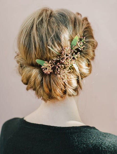 Are you looking for Holiday hairstyles for that event you're attending? The holidays are the prime time of the year to experiment, have fun and try a new style! Here are 30 ideas to help you pick out the perfect style you want to try. I think I might go with an updo this year!