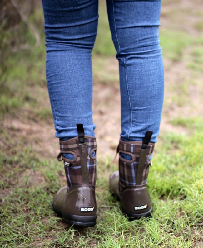 How does one dress in style for a wet fall and winter? Check out my Bogs boots outfit where I combine style and functionality. It's functional fall fashion at its best.