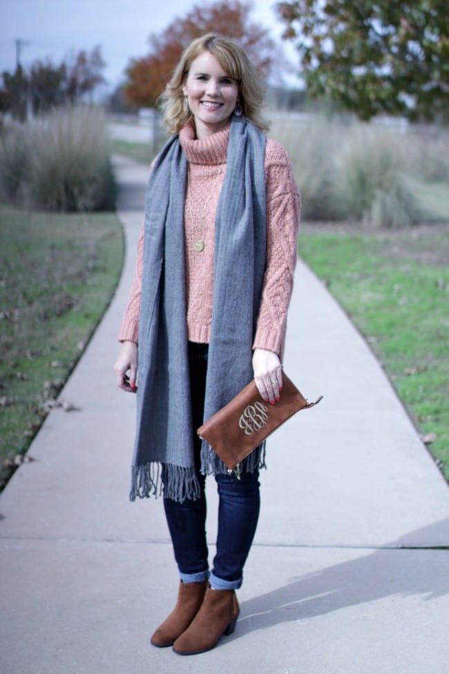 Let's add some color to what can typically be a drab weather season with a pink sweater outfit!