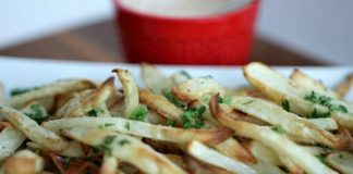 How to make french fries the easy way! Make fresh cut fries with low oil, low mess and low difficulty level. Get ready to dish up some crispy, salty, tasty fries for your family.