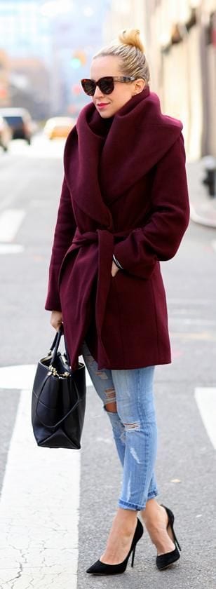 25 winter coats and what to wear them with. Have you ever found yourself searching on Pinterest 'what winter coat to wear with...?' I sure have. Here are some ideas for you!