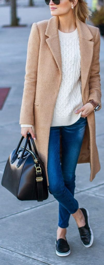 25 winter coats and what to wear them with. Have you ever found yourself searching on Pinterest 'what winter coat to wear with...?' I sure have. Here are some ideas for you!