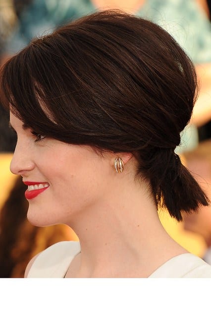 These super cute ponytail hairstyles are easy and perfect for the gym to a night out.