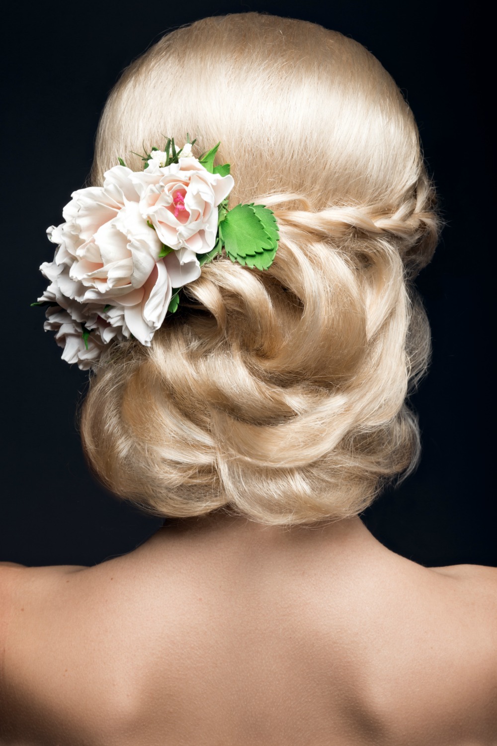 How to Choose the Perfect Bridal Hairstyle for Your Face Shape | Makeup In  The 702