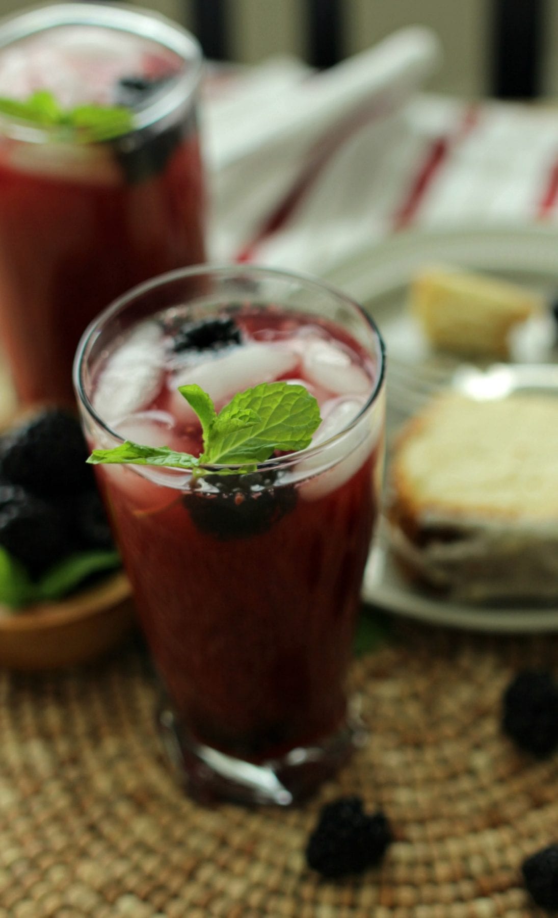 It’s almost iced tea season, which is a big deal in the South! To satisfy your sweet tooth and iced tea craving, whip up a pitcher of this Blackberry Mint Iced Tea perfectly sweetened with Zing Zero Calorie Stevia Sweetener.
