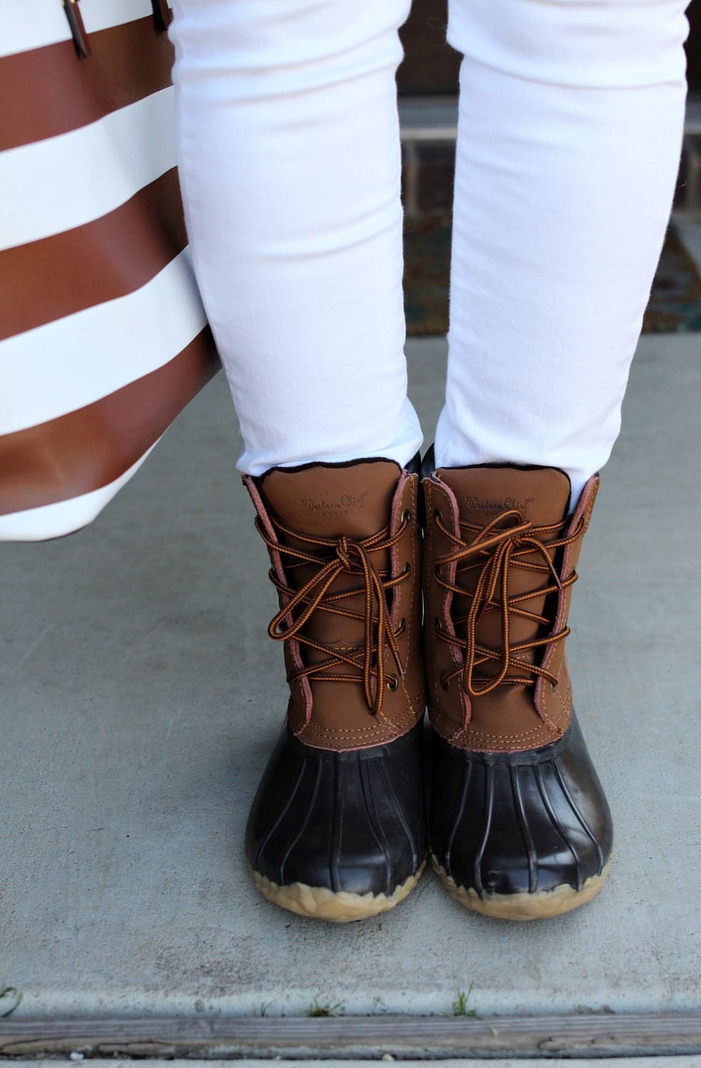 A Duck Boots Outfit for Spring My Favorite Color Combo for the