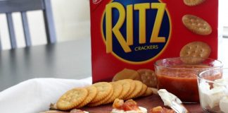 #StackItUp with this Ritz Cracker snack idea: Cream Cheese & Mango Salsa RITZwich. YUM.