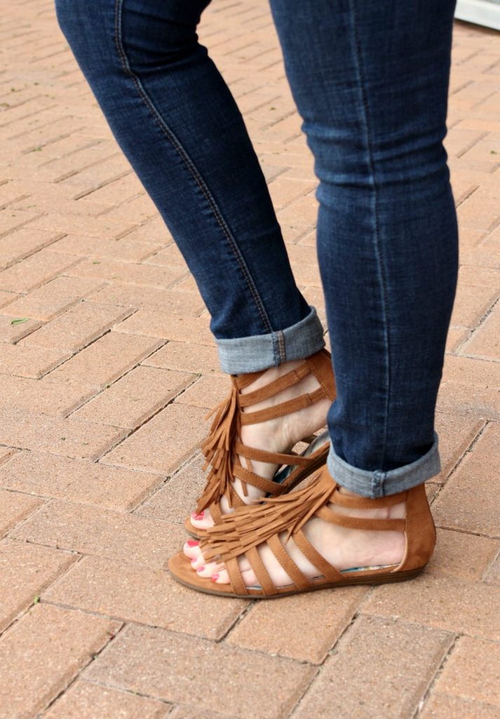 Boho fashion is all about fringe, raw edges, woven fabrics and gladiator sandals. It's a trend that I love and can fully embrace. It's also a trend that transcends all seasons and ages. 