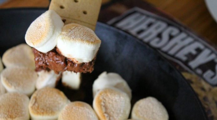 With only four ingredients and a few minutes of your time, you can whip up this S'mores dip recipe that will put a smile on everyone's face.