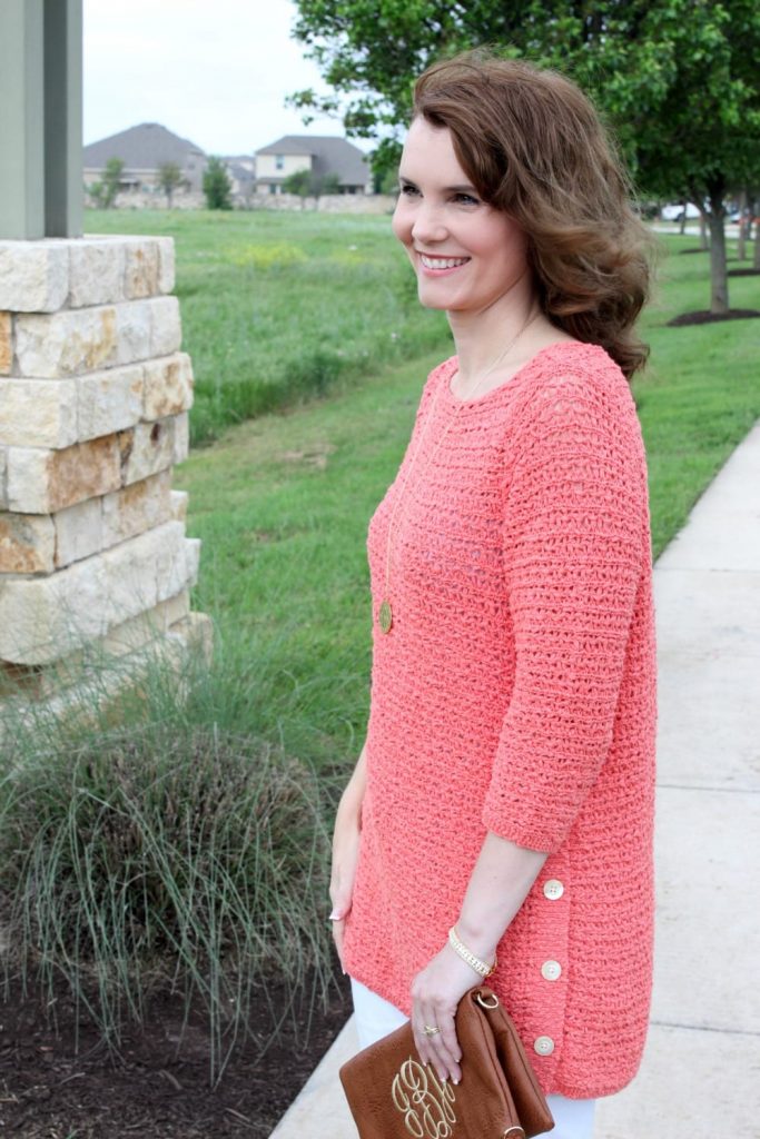 Spring fashion: pair coral and white together for a crisp spring outfit idea that looks great on any skin tone.