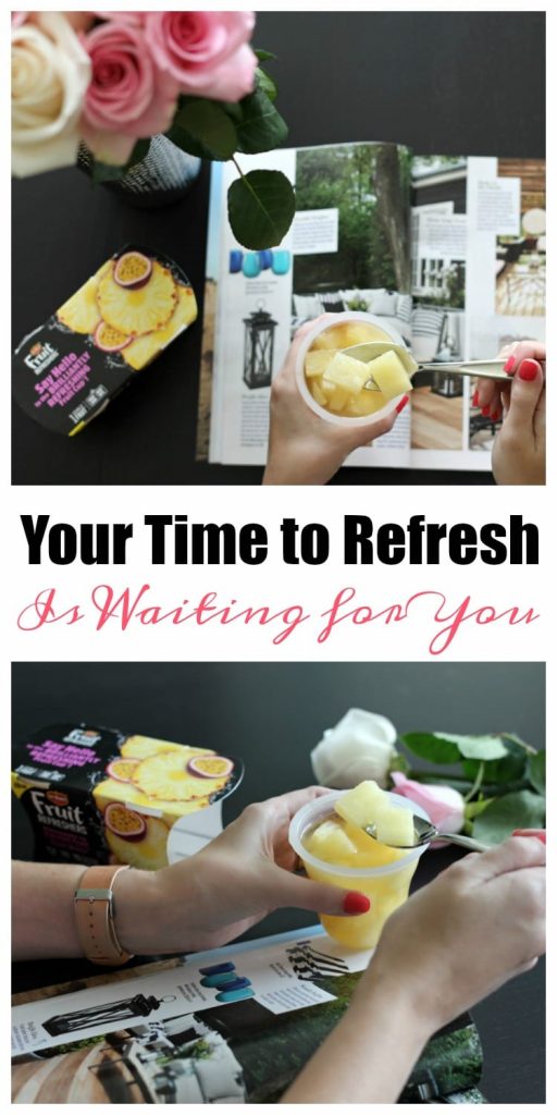 Your time to refresh is waiting for you! How to do you spend a few moments in your day to step back and refresh a little from life's busy moments. Whether it's with a run around the block, curling up with a good book or magazine or chatting with a friend, Del Monte Refreshers can accompany your moment. It's the fruit cup for adults! #TimeToRefresh