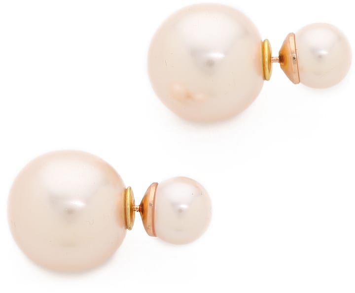 pearl earrings