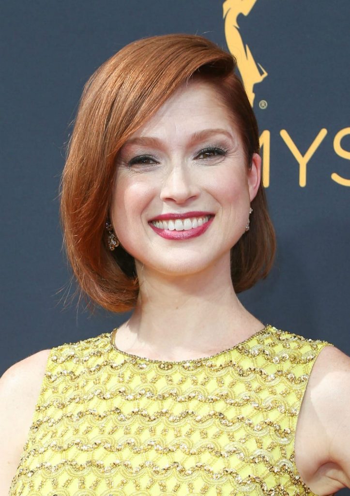 Of course the gowns are incredible at the Emmys and gain lots of attention, but what I love is all of the celebrity hairstyles! Click through to see all of the gorgeous celebrity hair from gals like Kerry Washington, Ellie Kemper and Kristen Bell.