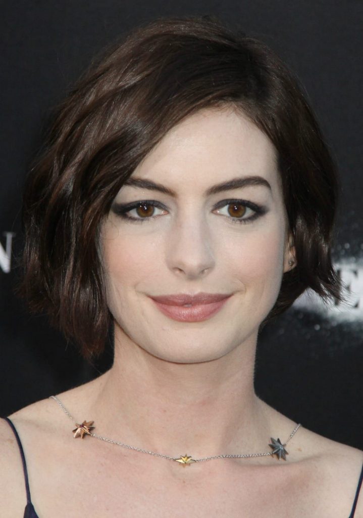 Short hairstyle idea - These are really great things to think about if you're wanting to get your hair cut short! Hair does grow back, but going from long to short hair is a commitment.