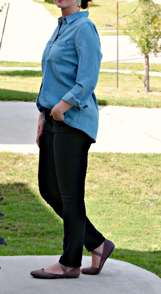My go to fall outfit idea - denim button up shirt, black jeans and ballet flats.