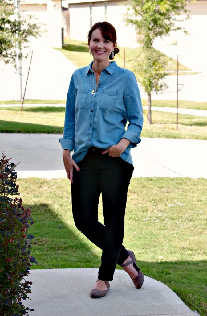 My go to fall outfit idea - denim button up shirt, black jeans and ballet flats.